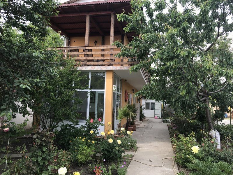 Cazare Costinești - Vila Amalia în centru la 50 m de plaja.