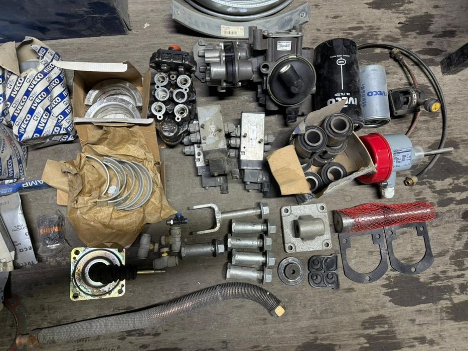 Продам запчасти на iveco