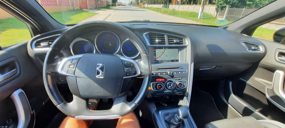 Citroen DS4 1.2 benzine. 2016.euro 6.Navi