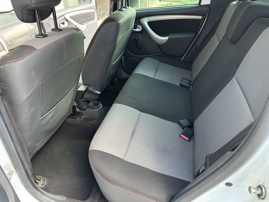 Dacia Duster 1.6 i GAZ 2012г