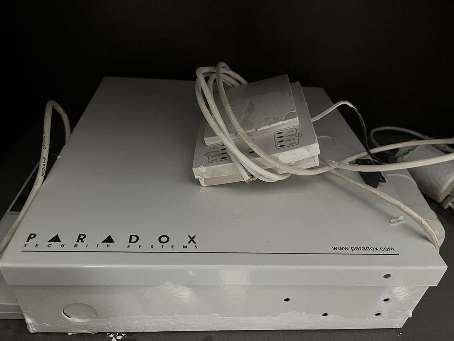 Аларма Paradox в много добро състояние