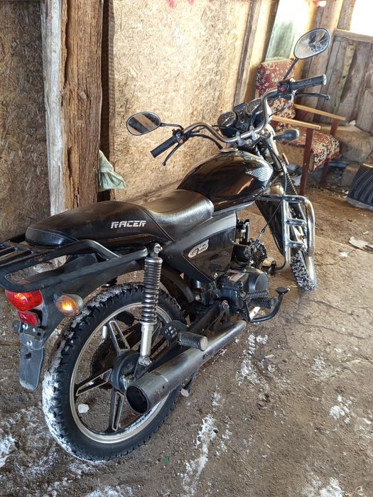 Продам мотоцикл racer 110