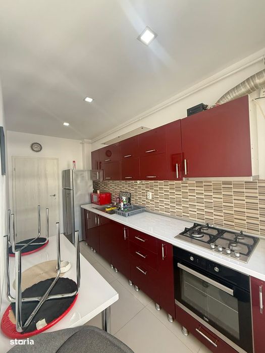 Apartament Cu 2 Camere, Decomandat, De Închiriat – Ilie Petre Nr. 102