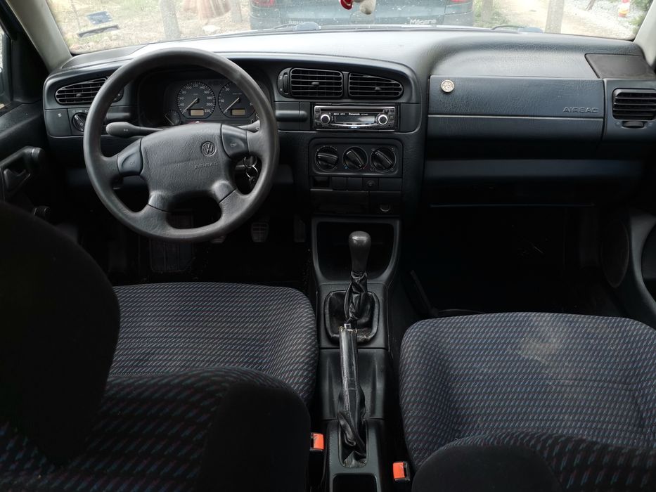 Volkswagen Vento 1.9 TD на части
