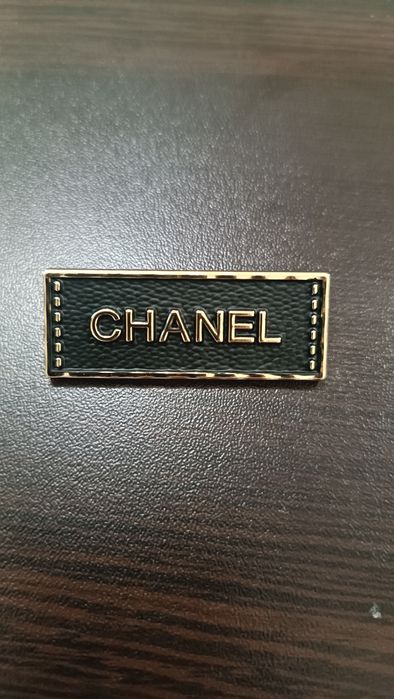 Стилни брошки топ модели