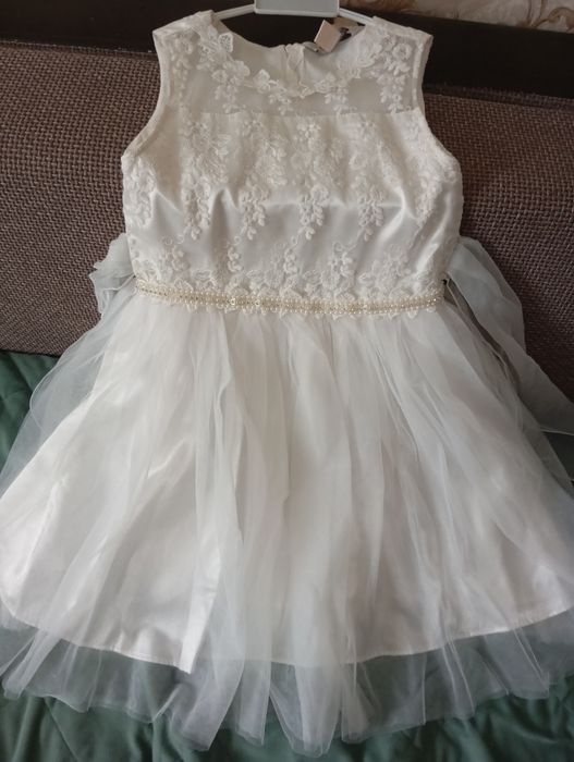 Продам нарядное платье .