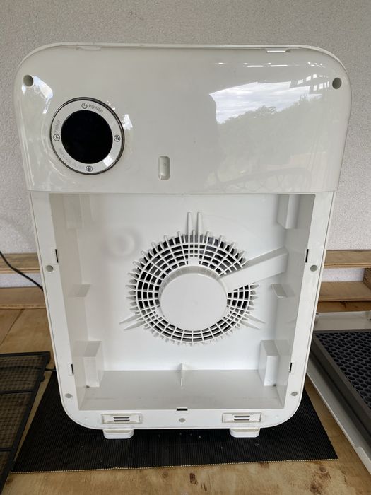 Purificator aer Philips filtru nou