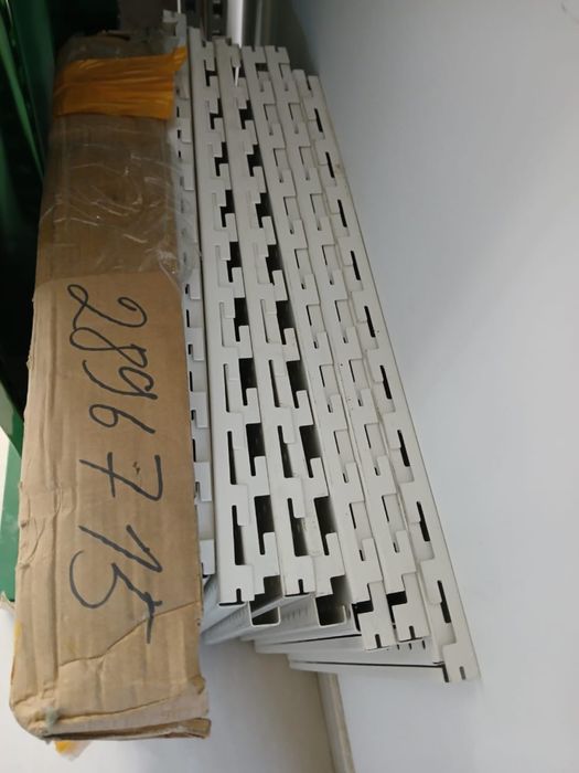 Металлический стеллаж