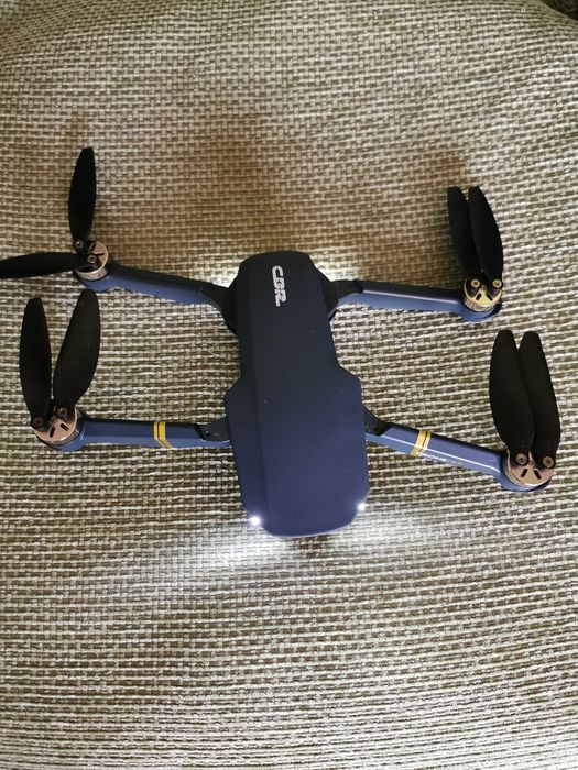 Продавам Дрон Cbr