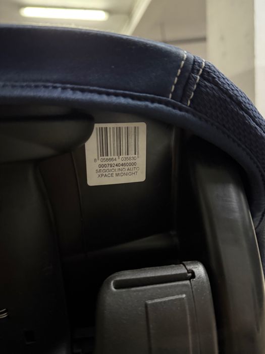 Scaun auto copii 9-18kg  (1-4 ani) Chicco (prindere cu centura)