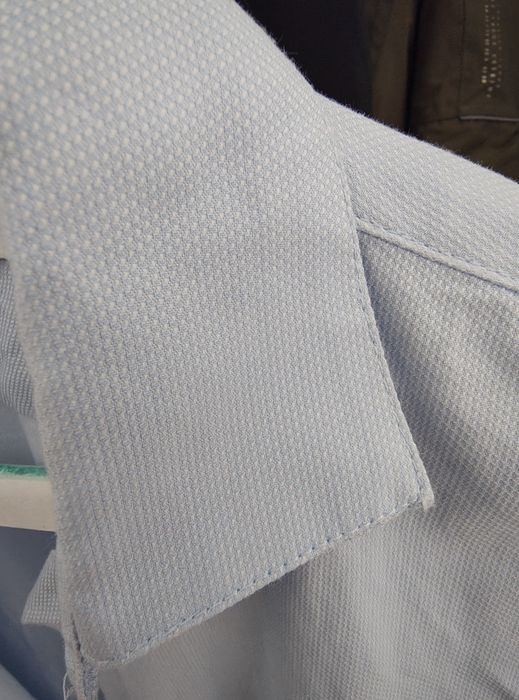 Vând doua costume pt băieți