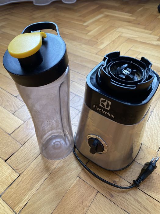 Blender sport Electrolux ESB2700, 400 W, 1 recipient x 600 ml
