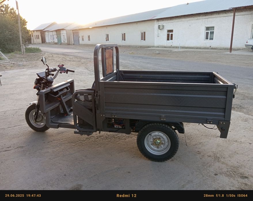 Motosikl buxoro egasi