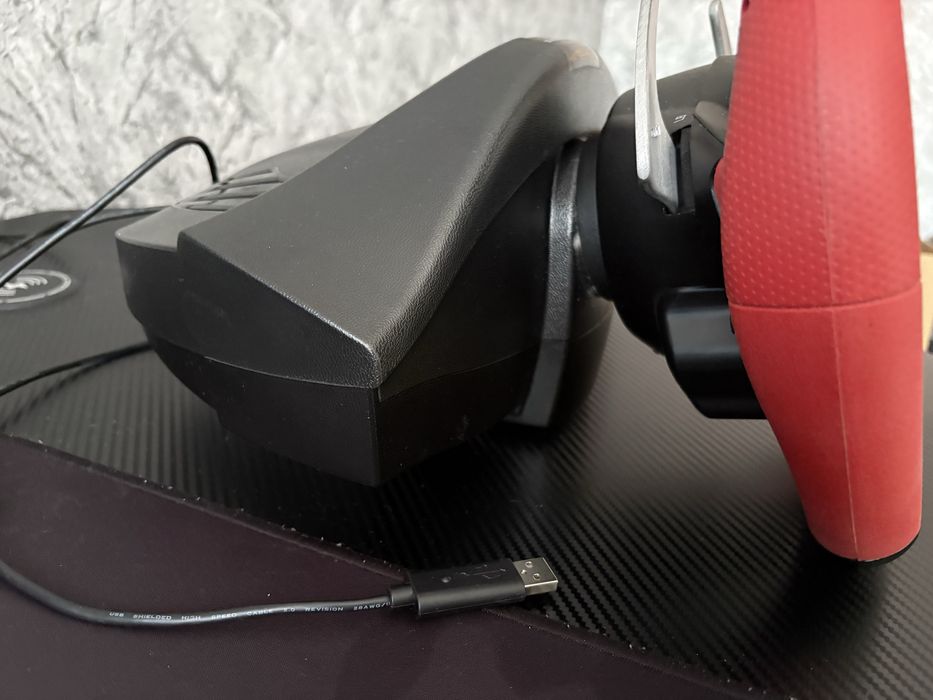 Волан Thrustmaster ferrari 488 spider