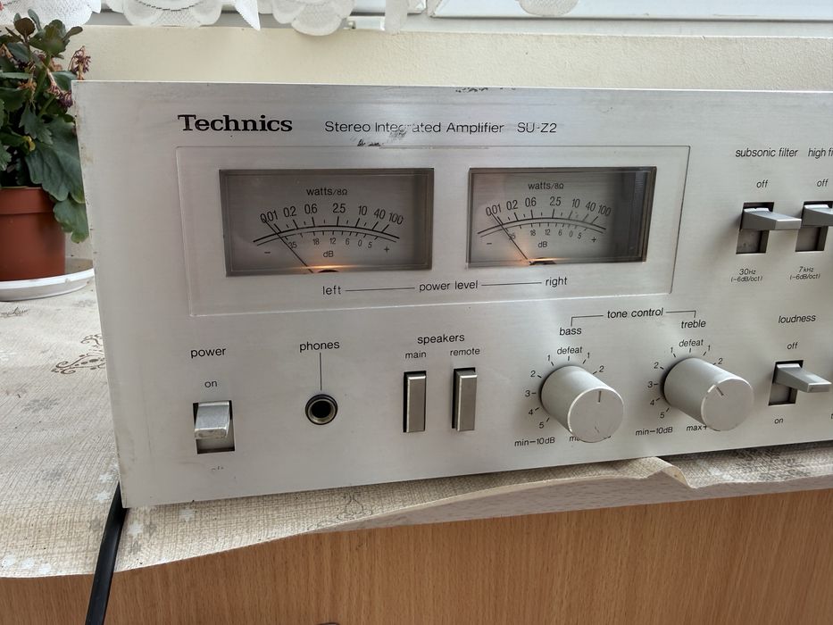 Technics SU-Z2 Стерео усилвател