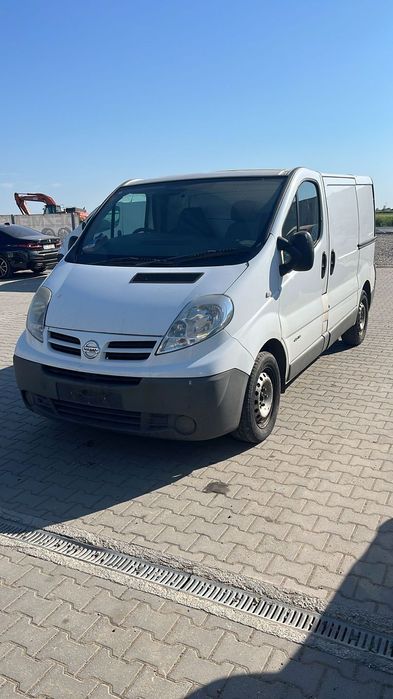 Dezmembram Renault Trafic 2.0 diesel din 2009