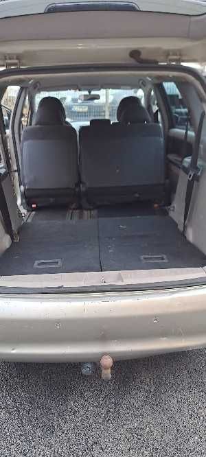 MITSUBISHI grandis 7 locuri