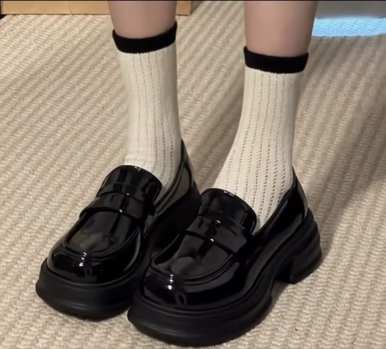 Продам обувь женскую