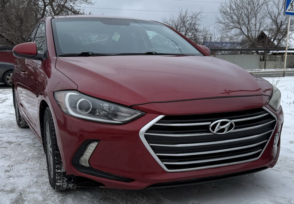 Продам бампер на Элантру