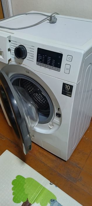 Продам стиральную машину