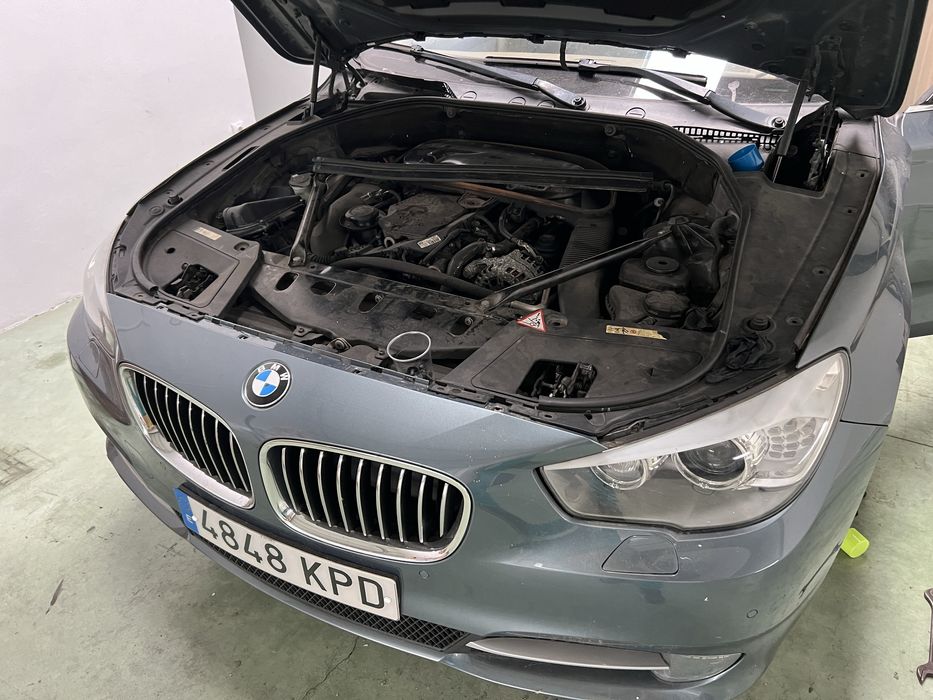 Dezmembrez bmw seria 5GT f07 3.0  245cp 2012