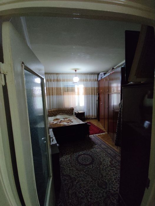 Yunusobod 10 kv. 4.3.5
5 qavatli dom, 3 qavat, 4 honalik (zal iktalik)