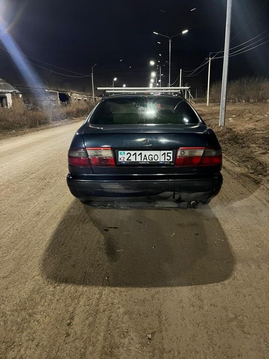 продается Машина toyota carina e 1995