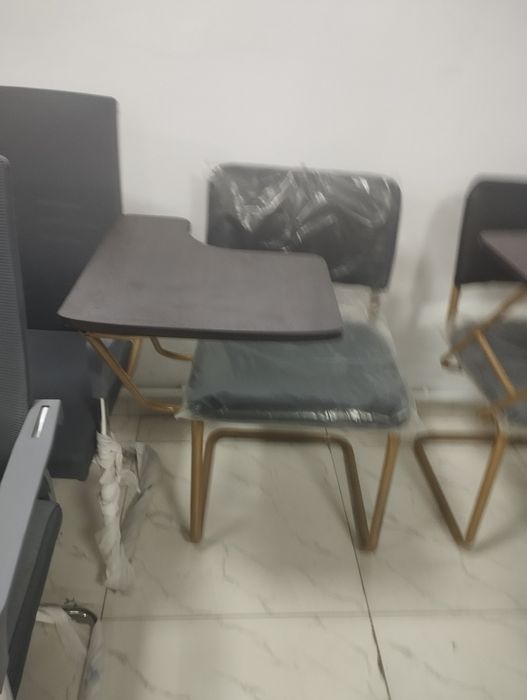 Офисной стул новый