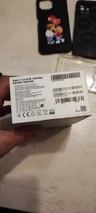 Продавам Xiaomi 11 lite 5G NE,dual sim,RAM 8GB+8GB,ROM 128GB-без забележки!