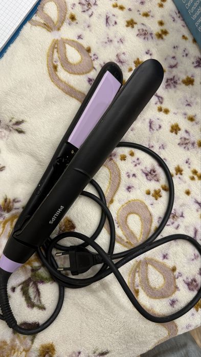 Плойка выпоямитель philips