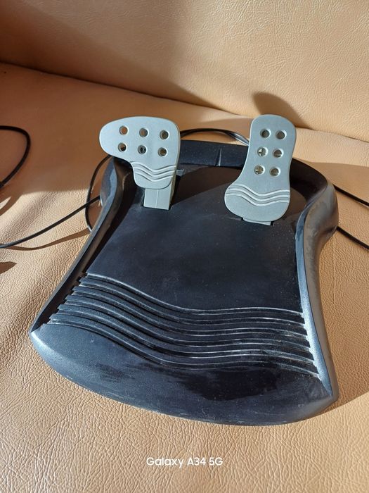 Руль genius в отличном состояние