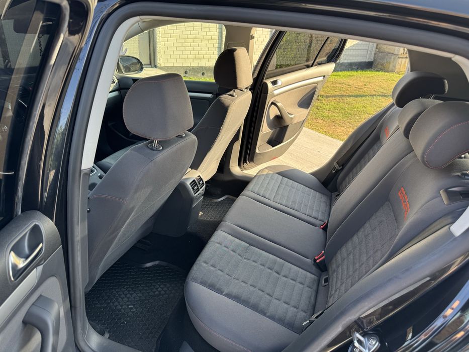 Volkswagen Golf 5 1.6 MPI BSE