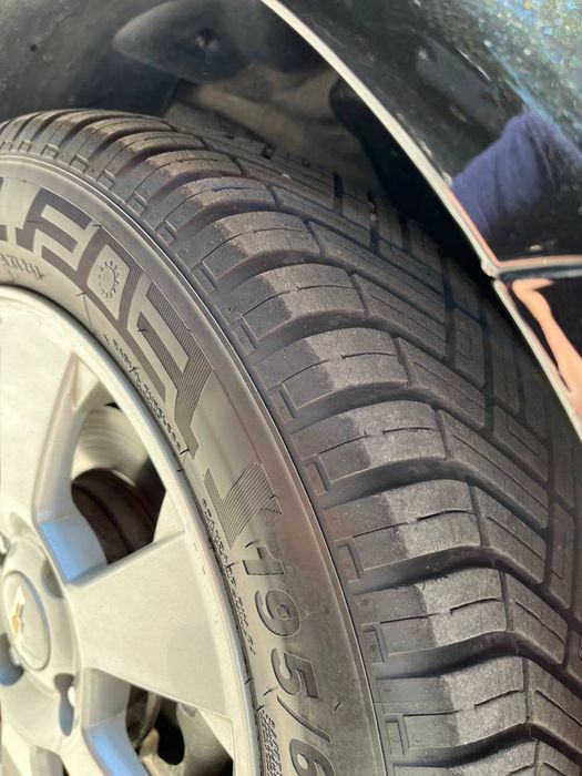 Moshina holat idiyal 23 ga 24 lukli  19500 yurgan