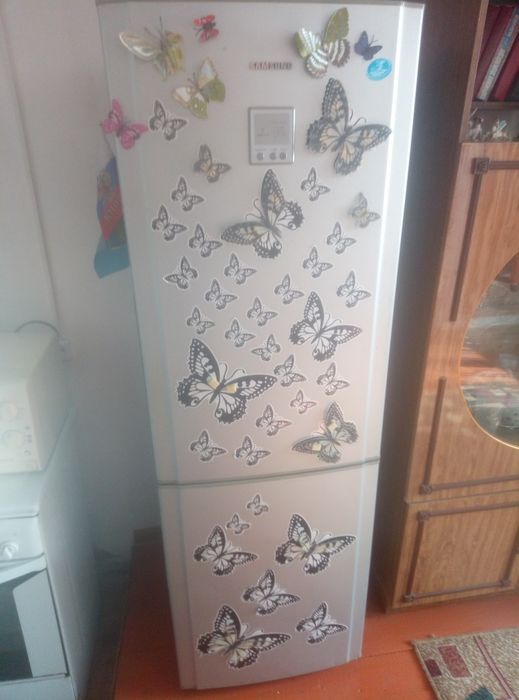 Продам холодильник элекрогазовую плиту