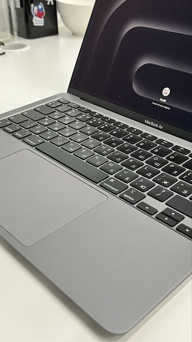 Macbook air 13 m1 256/8