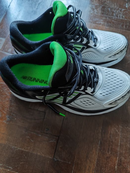 New balance маратонки