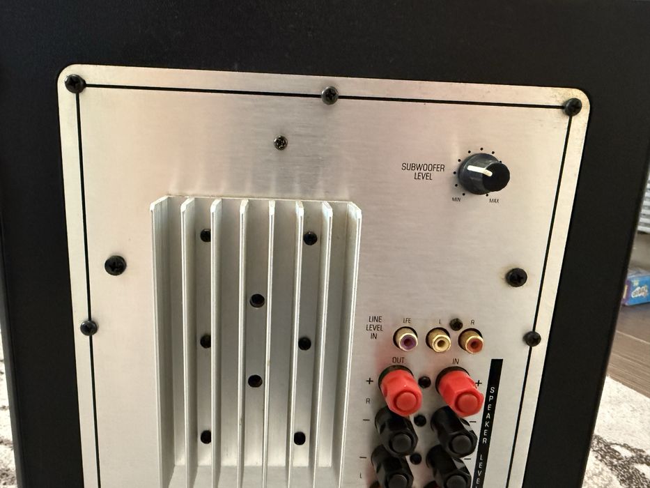 JBL SUB-200/230 Subwoofer 8” Активен