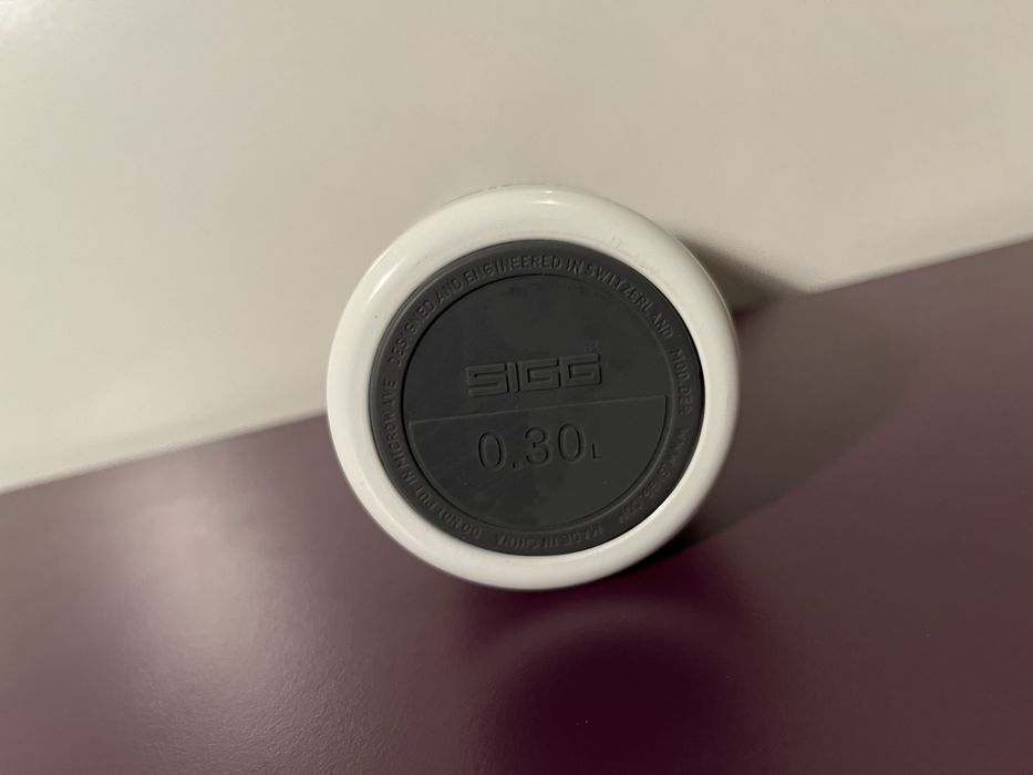 Термос Sigg Hot and Cold – бял, 300ml