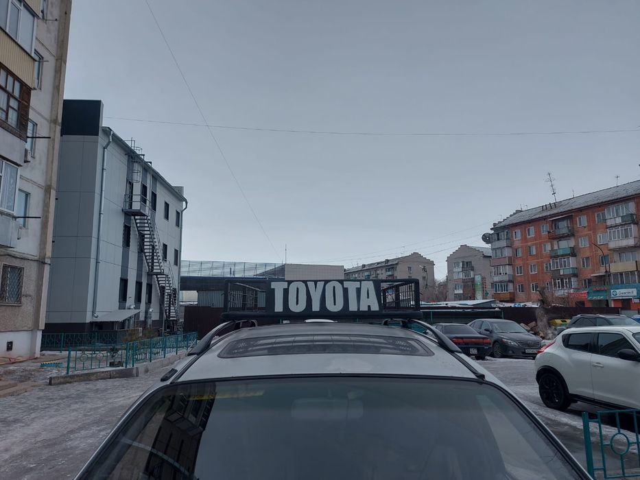 Багажник на авто