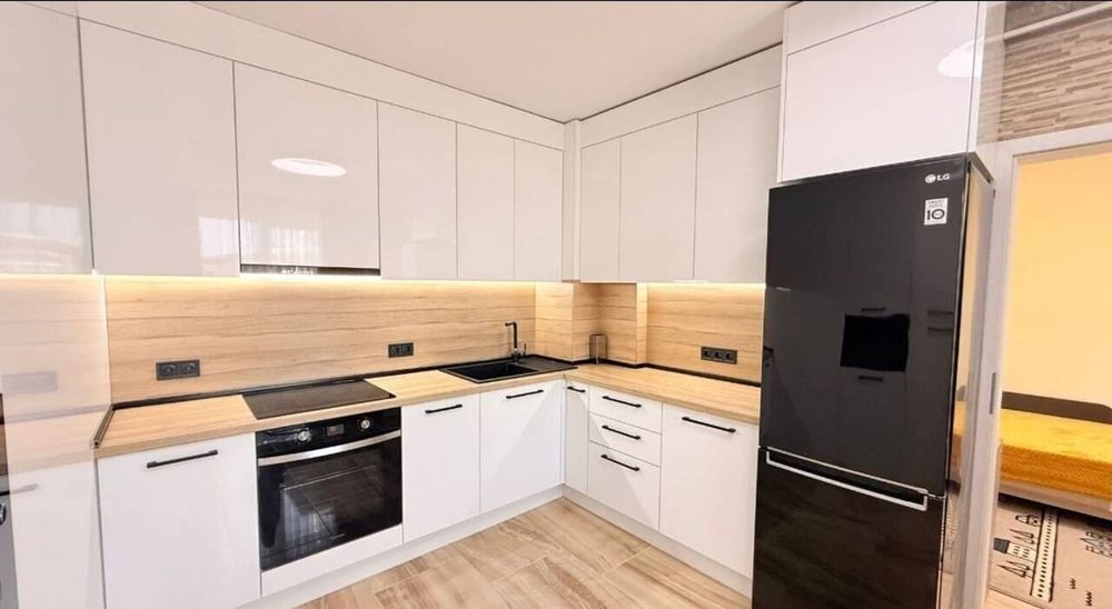 Продава се Многостаен апартамент в к.к. Слънчев бряг - 166 кв.м за 1145 €/кв.м - Снимка #3