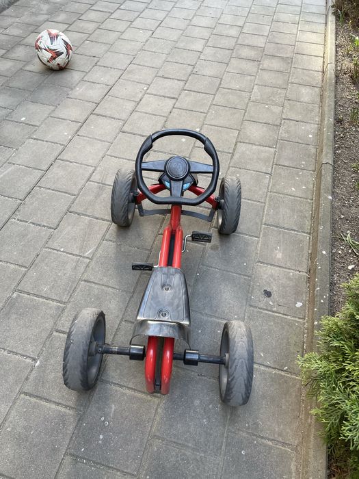 Kart cu pedale Playtive