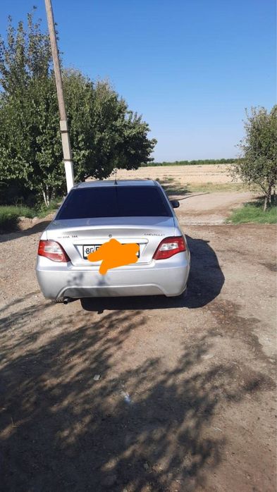 Nexia-2 dons 1.6 sotiladi