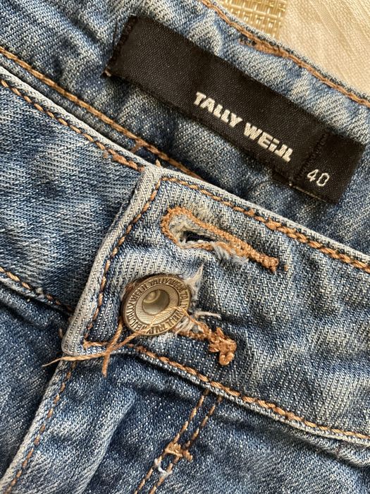 TALLY Weijl къси гащи