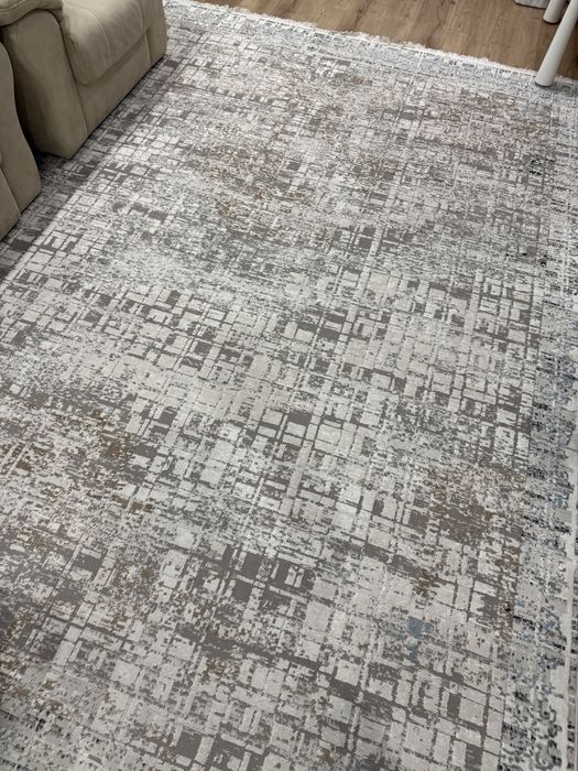 Продам ковер  и дорожку