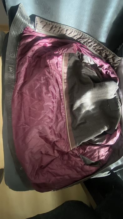 Продавам кожено яке