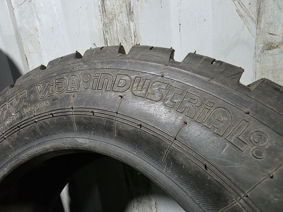 Шины на погрузчик 8.15/65-15