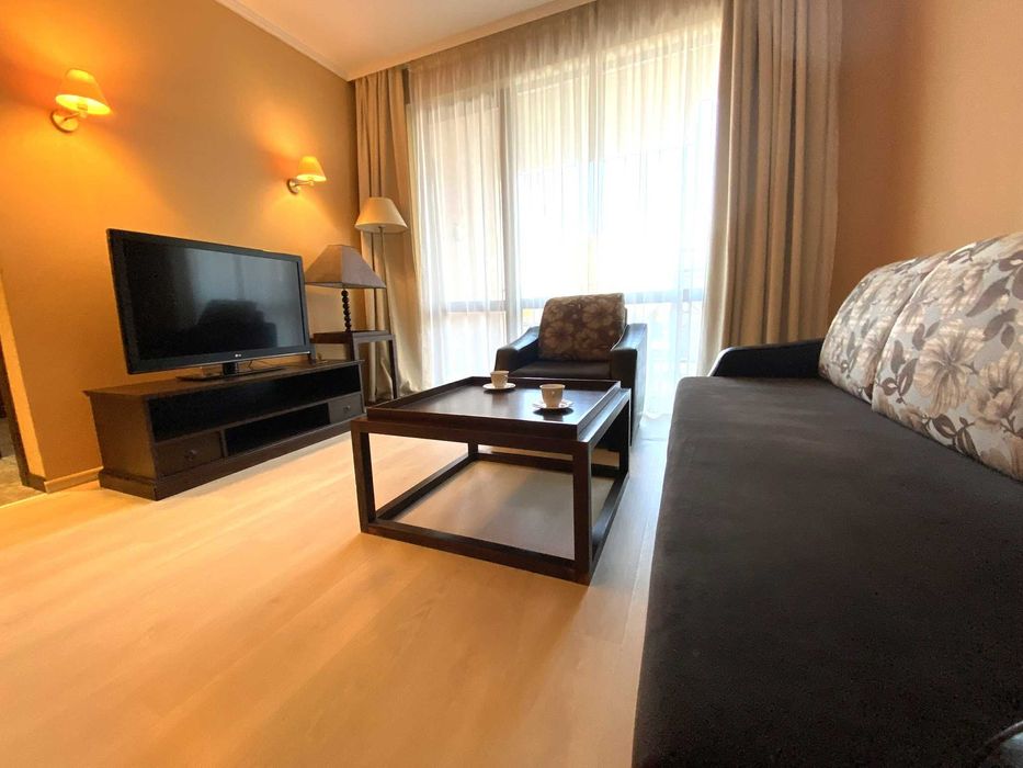 Дава се под наем Двустаен апартамент в к.к. Слънчев бряг - 72 кв.м за 110000 € - Снимка #14