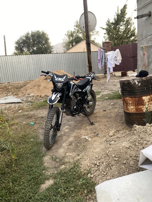 Продаеться мотоцыкл новый 2025