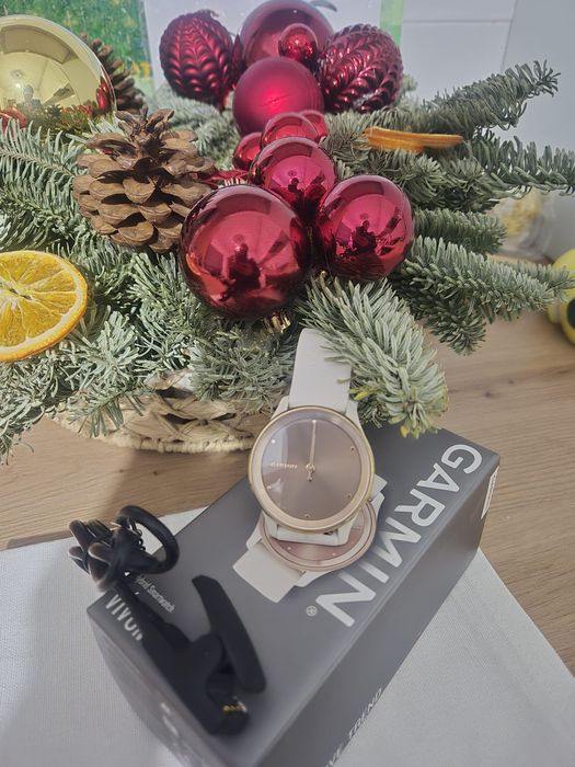 Vând Ceas Garmin  Vivomove Trend Damă