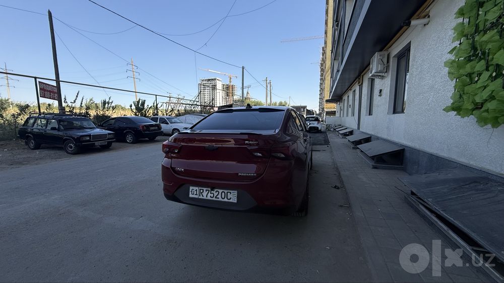 В продаже автомобиль проктически новый